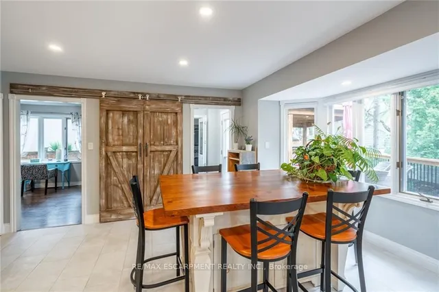 Additional image 8 of 3300 Lakeshore Rd