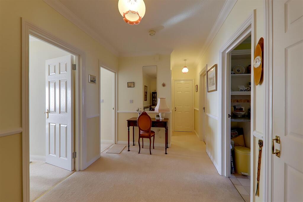 Additional image 5 of Roberts Marine Mansions, West Parade, Worthing