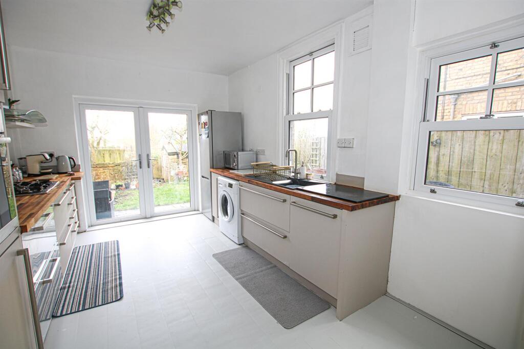 Additional image 9 of High Street, Newmarket