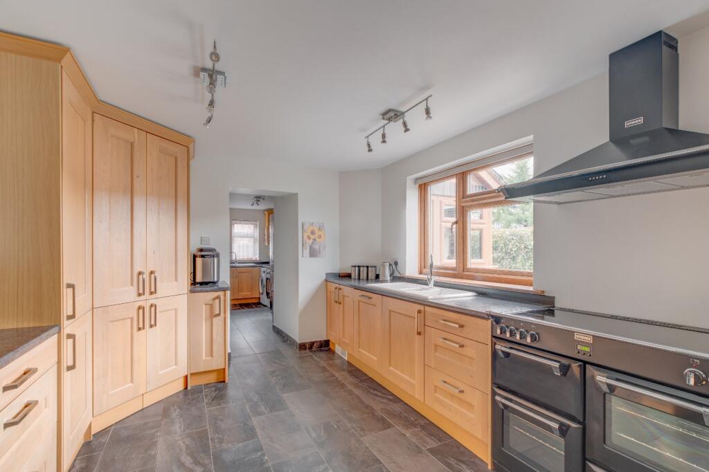 Additional image 5 of The Ridgeway, New End, Astwood Bank, Redditch, B96