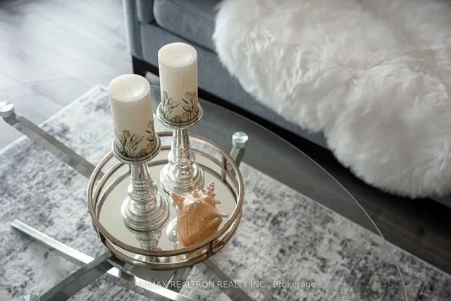 Additional image 7 of 18 Yonge St Unit 3109