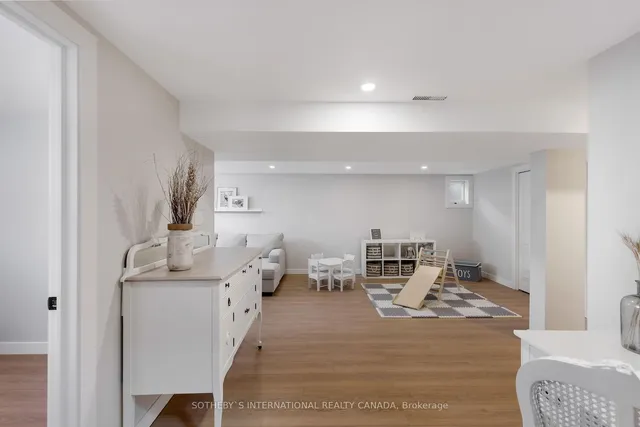 Additional image 32 of 34 Vickson Crt