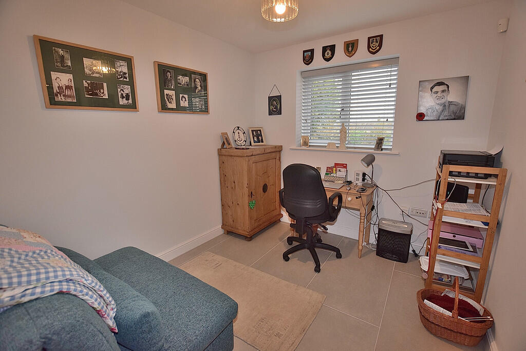 Additional image 6 of Tunstall