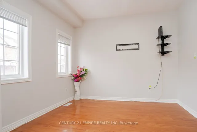 Additional image 14 of 7 Berringer Grve