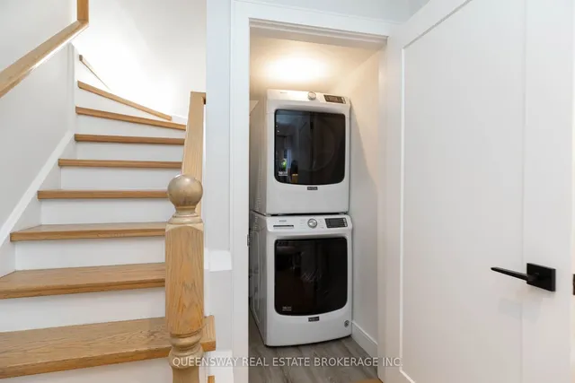 Additional image 15 of 232 St. George St Unit 19