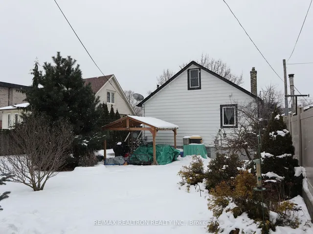 Additional image 7 of 153 Pitt Ave