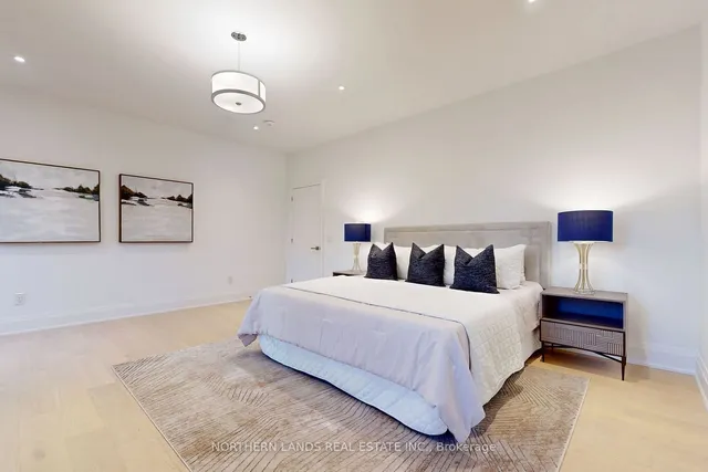 Additional image 24 of 26 LEGATO Crt