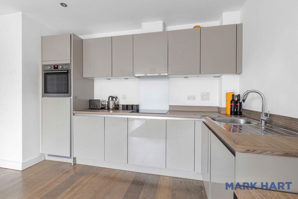 Additional image 8 of Knoll Rise, Orpington, BR6 0FD