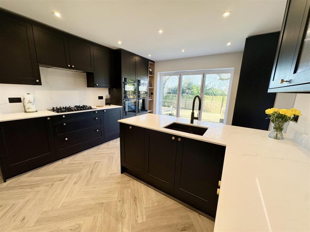 Additional image 13 of Little Dewlands, Verwood