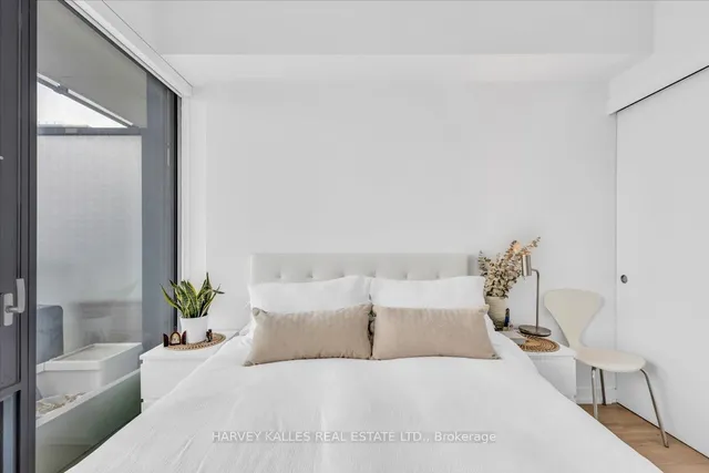 Additional image 25 of 161 Roehampton Ave Unit 3301