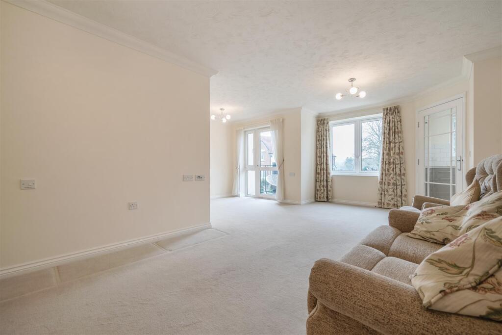 Additional image 18 of Alexandra Lodge, Thornbury