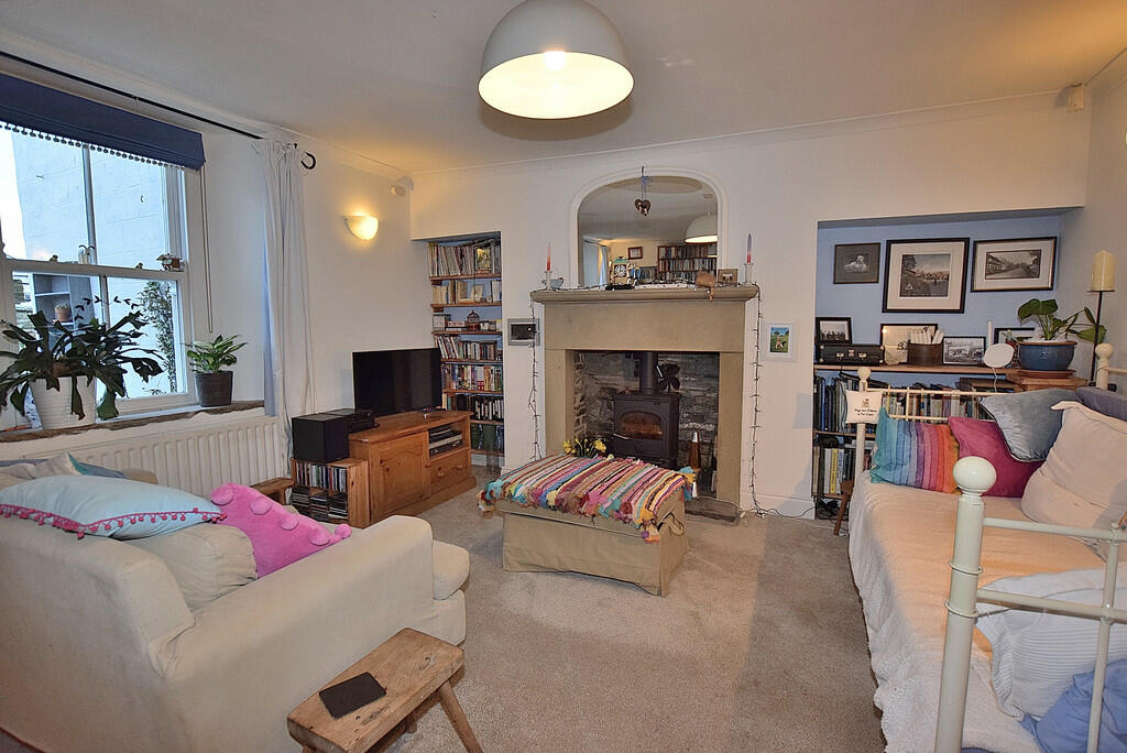 Additional image 4 of Reeth