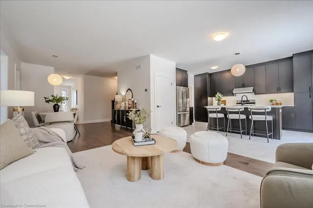 Additional image 11 of 564 Nathalie Cres