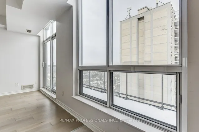 Additional image 16 of 70 High Park Ave Unit 1701