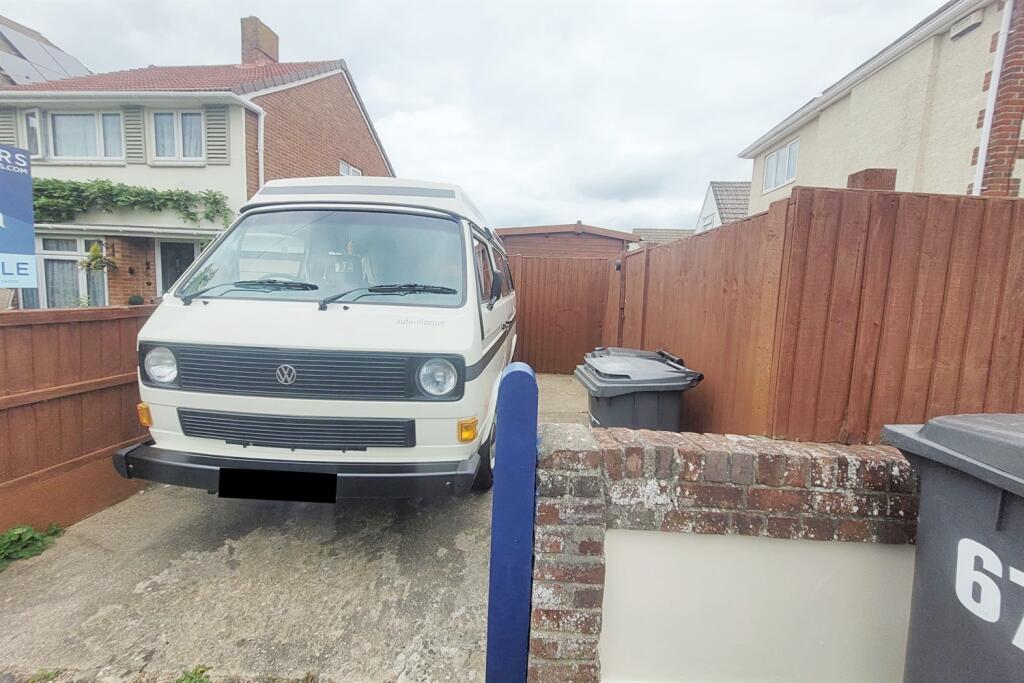 Additional image 20 of Tuckton