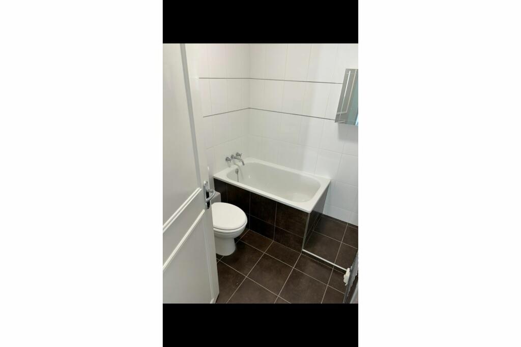 Additional image 17 of Grand Avenue, Hove, BN3