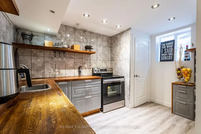 Additional image 37 of 154 Westchester Rd