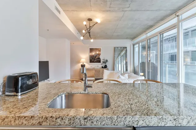 Additional image 16 of 75 Portland St Unit 423