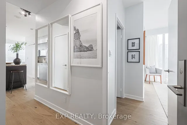 Additional image 3 of 126 Simcoe St Unit 1903