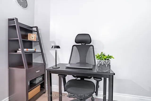 Additional image 13 of 250 Wellington St Unit 428