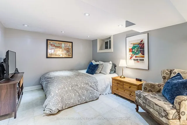 Additional image 25 of 32 Third St