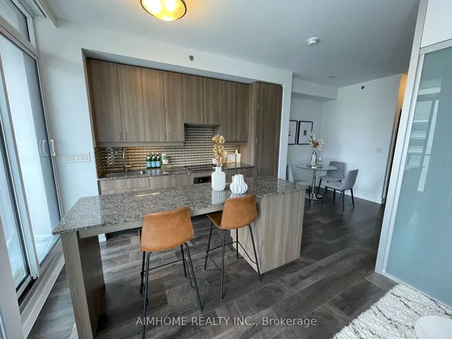 Additional image 10 of 426 University Ave Unit 2710