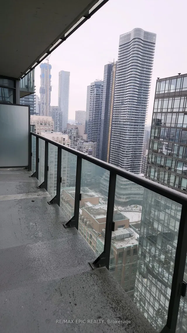 Additional image 8 of 832 Bay St Unit 3208