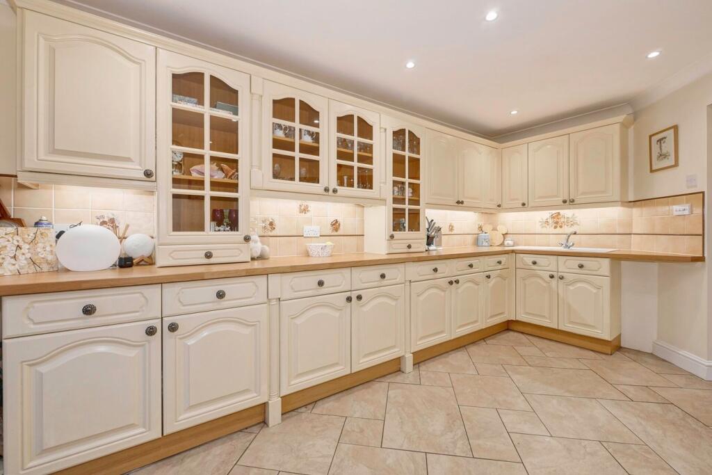 Additional image 13 of Hambleton Close, Eastbourne, BN23