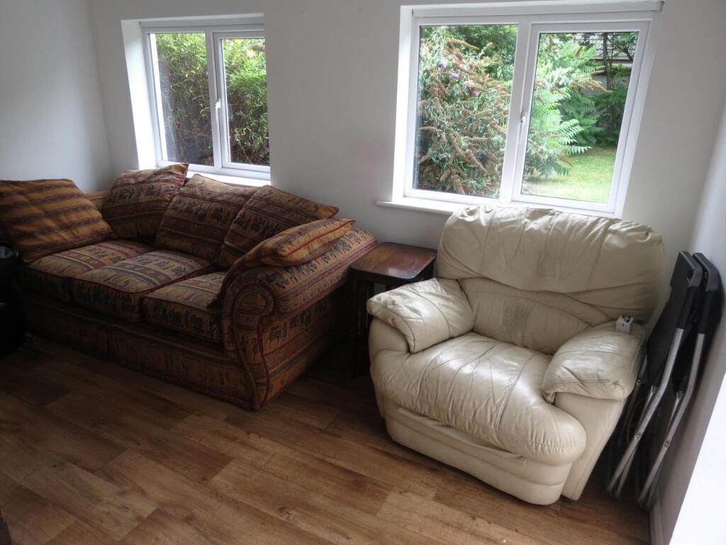 Additional image 4 of 5 bedroom Detached House in Winton