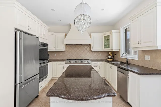 Additional image 14 of 40 Rampart Dr