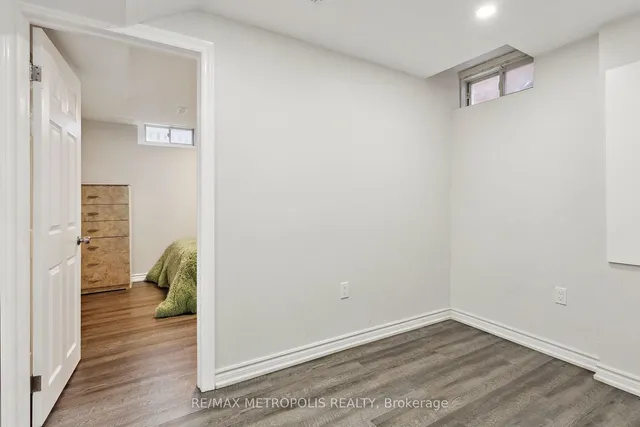 Additional image 34 of 29 Mistdale Cres