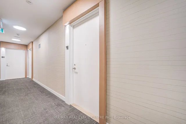 Additional image 5 of 70 Annie Craig Dr Unit 703