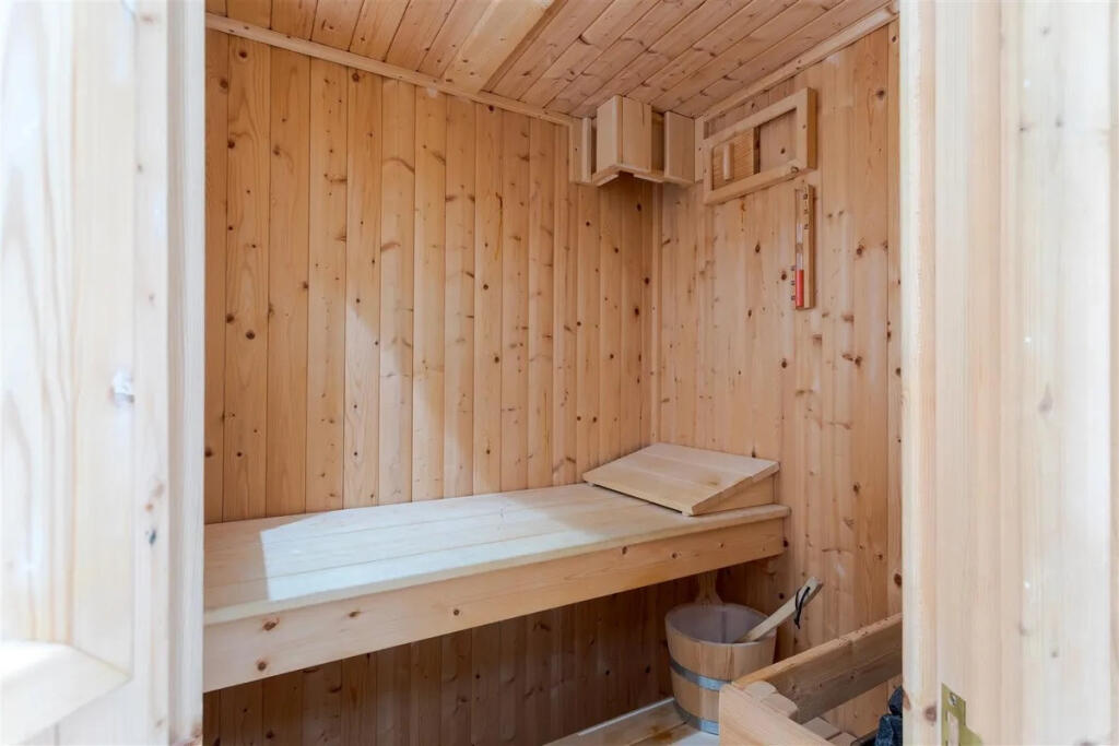 Additional image 23 of Antringham Gardens, Birmingham, B15