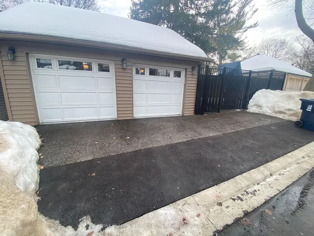 Additional image 39 of 72 Teddington Park Ave