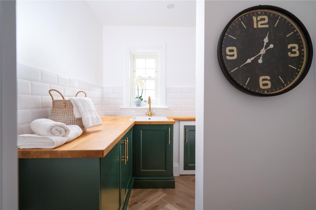 Additional image 14 of Bowgate Mews, St. Peters Close, St. Albans, Hertfordshire