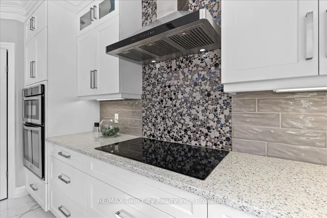 Additional image 10 of 68 Valleyscape Dr