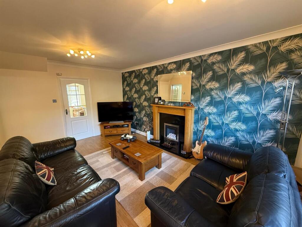 Additional image 13 of Kenswick Drive, Halesowen, B63 4QZ