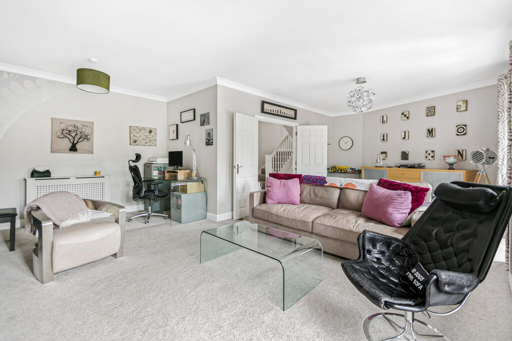 Additional image 9 of Boyes Crescent, London Colney, AL2