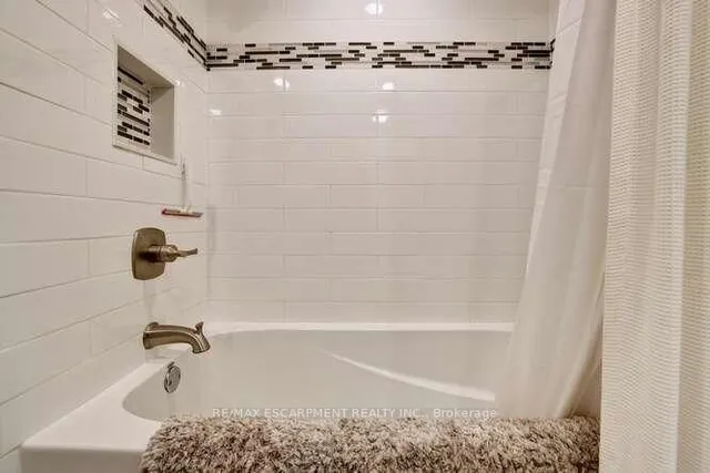 Additional image 20 of 2210 Lakeshore Rd Unit 504