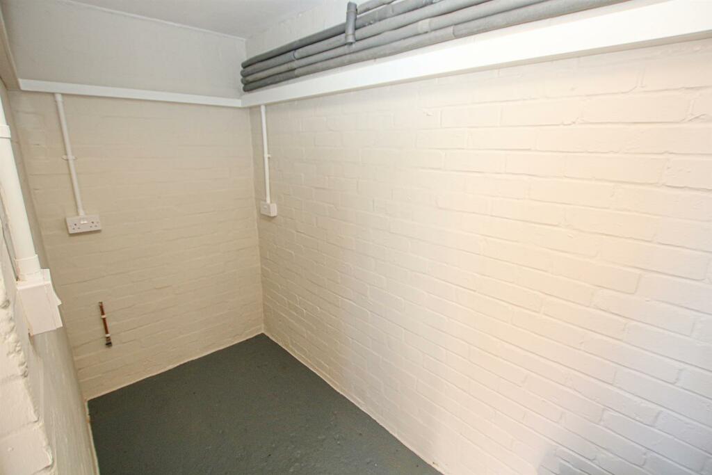 Additional image 12 of Tharp Way, Chippenham, Ely