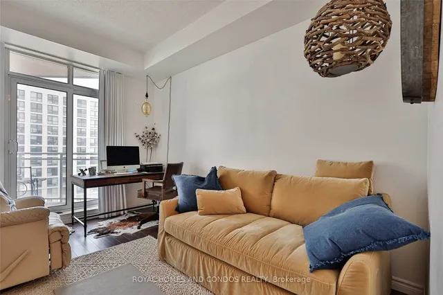 Additional image 24 of 410 Queens Quay Unit Lph6