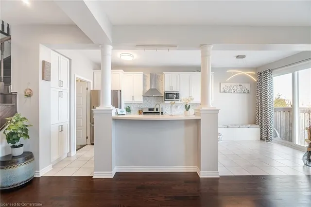 Additional image 23 of 1407 Chretien Street