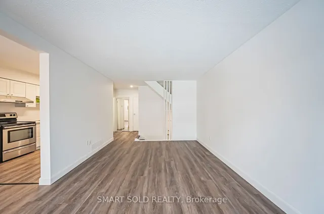 Additional image 12 of 25 Esterbrooke Ave Unit 113