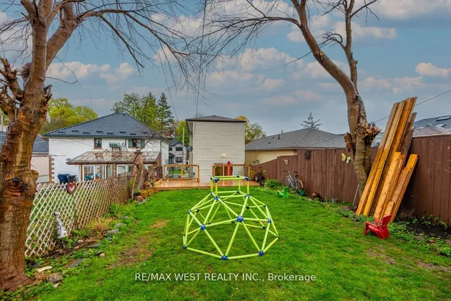 Additional image 35 of 32 Holmesdale Rd