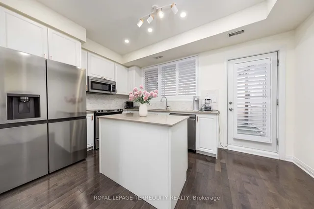 Additional image 8 of 22 Caroline Carpenter Grve