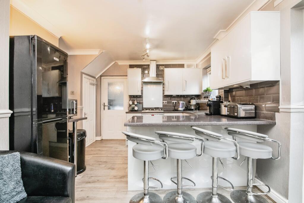 Additional image 2 of Farm road, Rowley Regis, B65