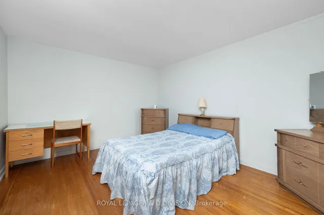 Additional image 20 of 51 Edinborough Crt