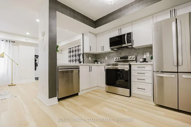 Additional image 10 of 16 Laidlaw St Unit 909