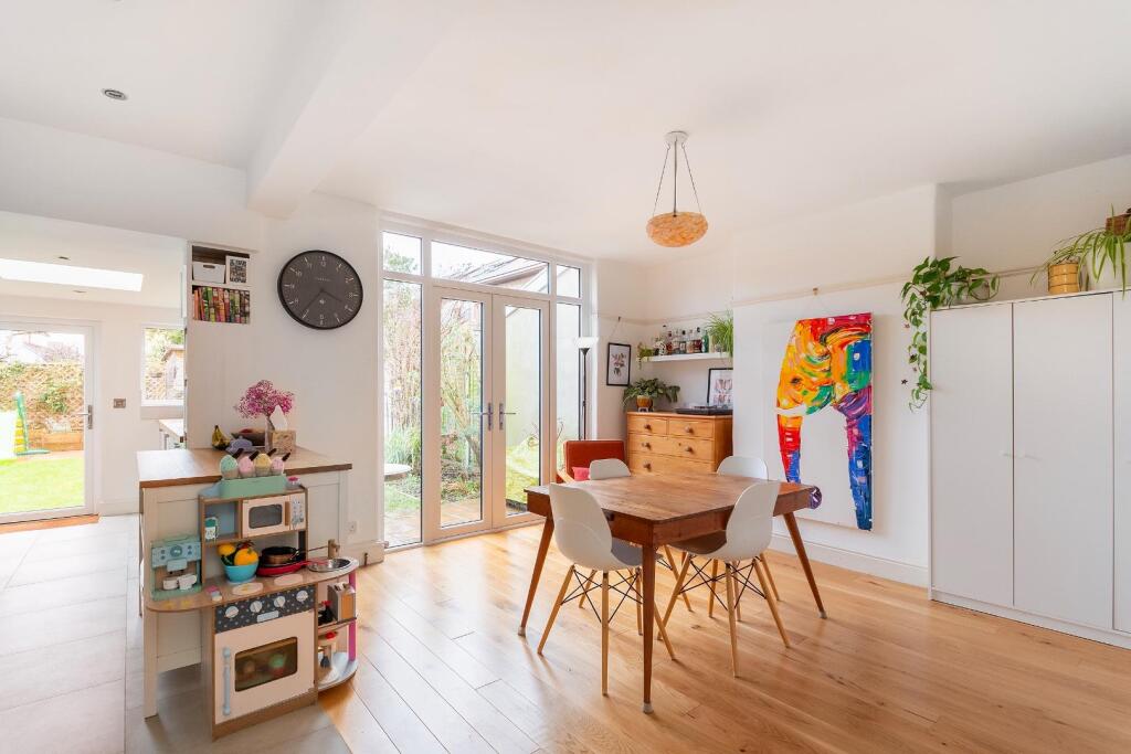 Additional image 8 of Wellington Walk, Henleaze