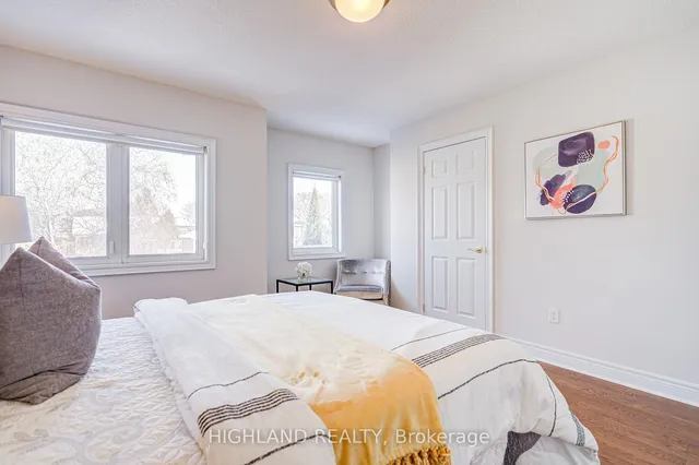 Additional image 30 of 3971 Bloor St